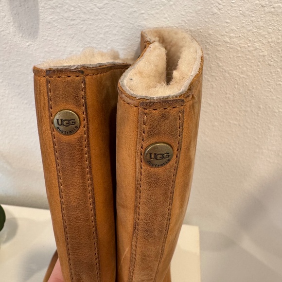 UGG Australia Broome Il Leather and Shearling Riding Boots - Picture 9 of 16